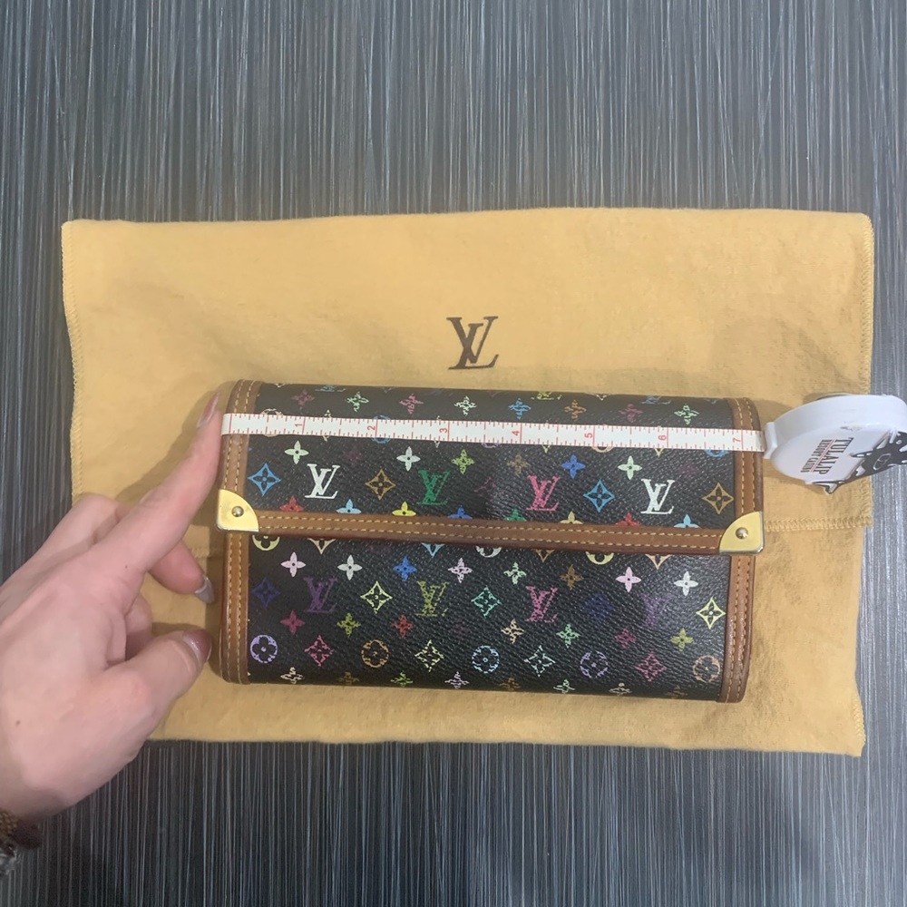 Louis Vuitton Murakami wallet - Picture 2 of 12